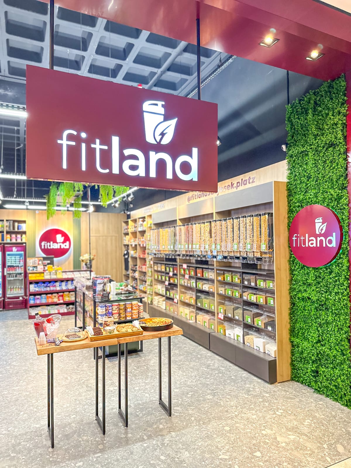 Rede Fitland, De Tijucas (sc), Chega A 50 Unidades